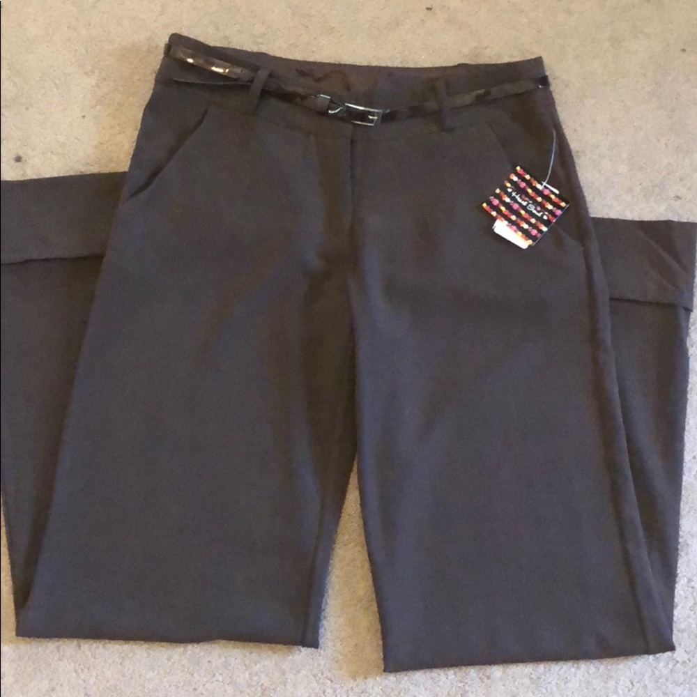 Brown HEART & SOUL Flat Front Dress Pants, size 9